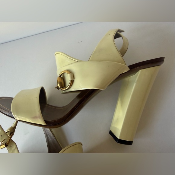 Gucci Cream and Brown Heeled Sandals - Picture 13 of 15